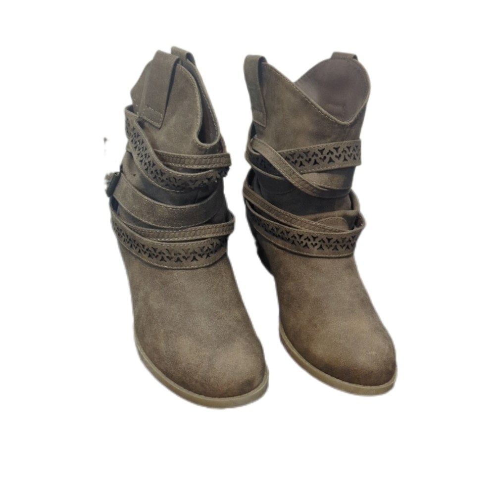Tallulah Blu Strappy Ankle Boots Size 7:5